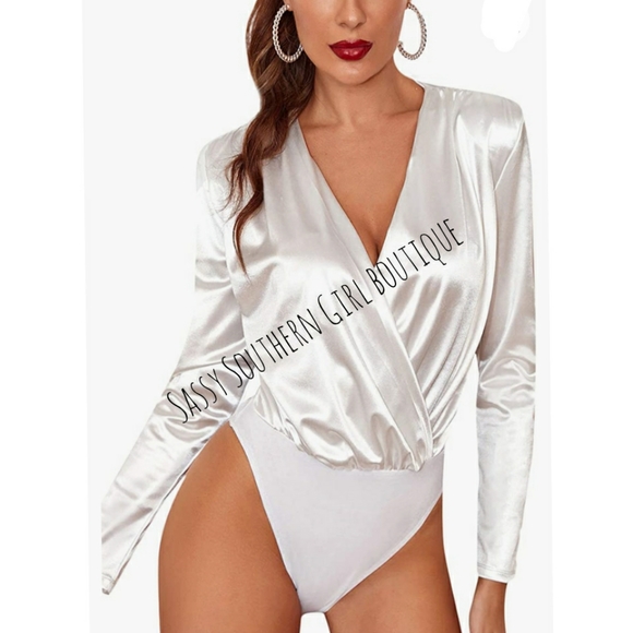 🆕⭐White satin bodysuit - Picture 4 of 9